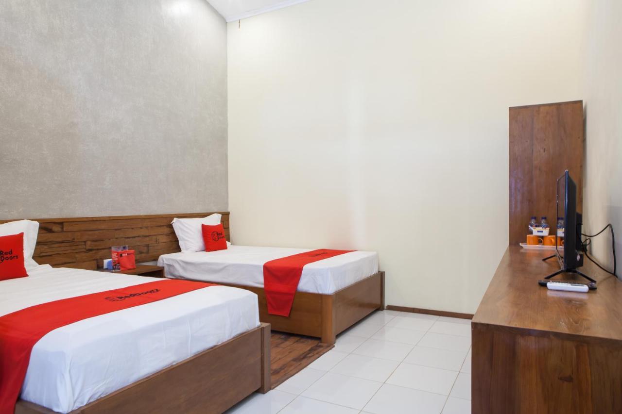 Reddoorz Near Baluran National Park Hotel Pandean ภายนอก รูปภาพ